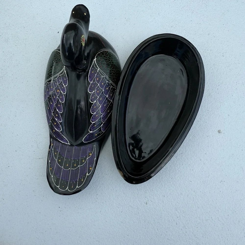 Black Lacquer Hand Painted Wood DUCK Trinket Jewelry Box Thailand  7 Inches‎